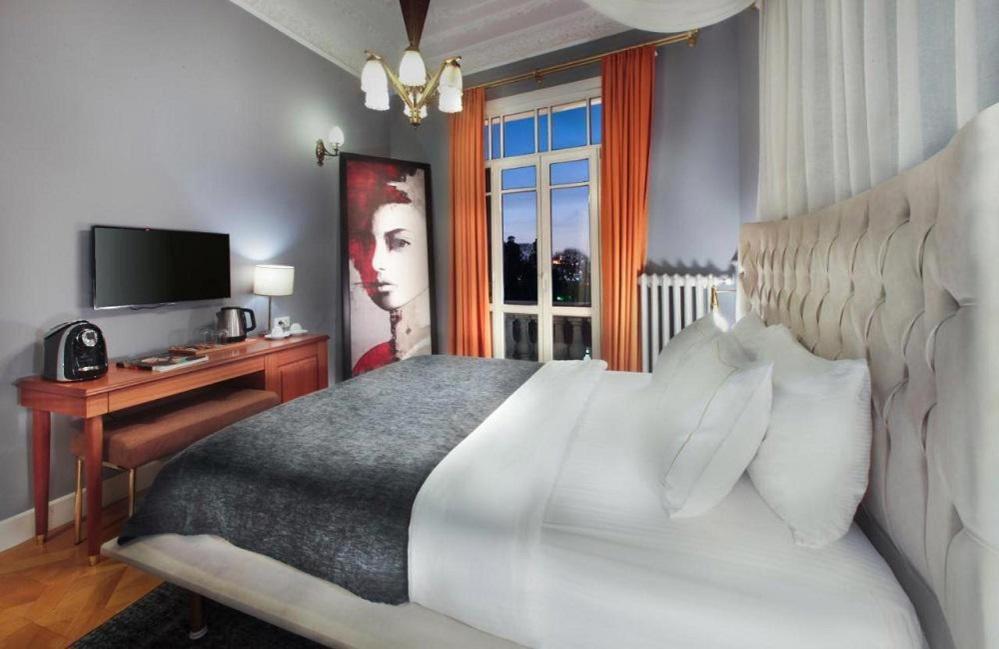 Otel Lina Taksim Pera Former Walton